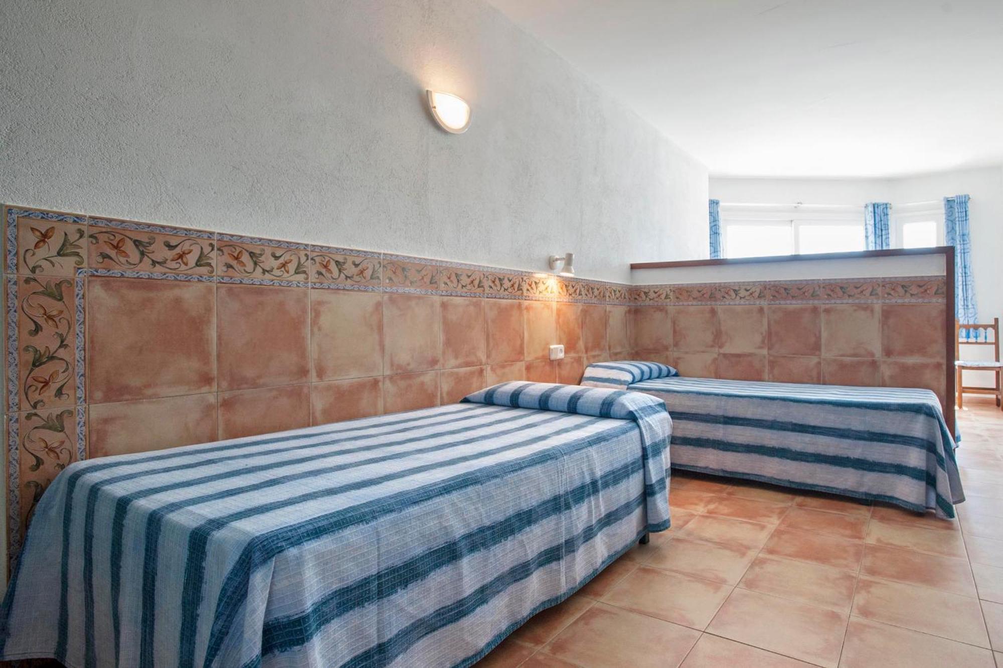 Apartaments El Berganti En Canyelles Petites Roses Room photo