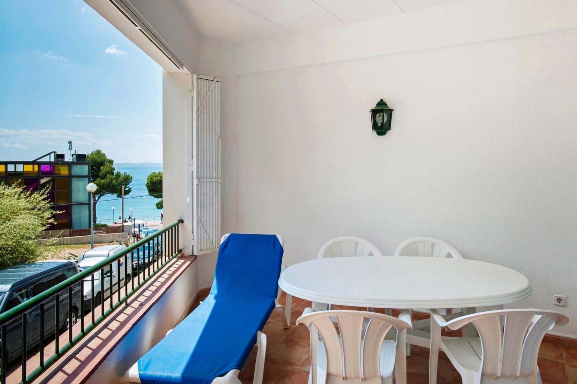 Apartaments El Berganti En Canyelles Petites Roses Exterior photo