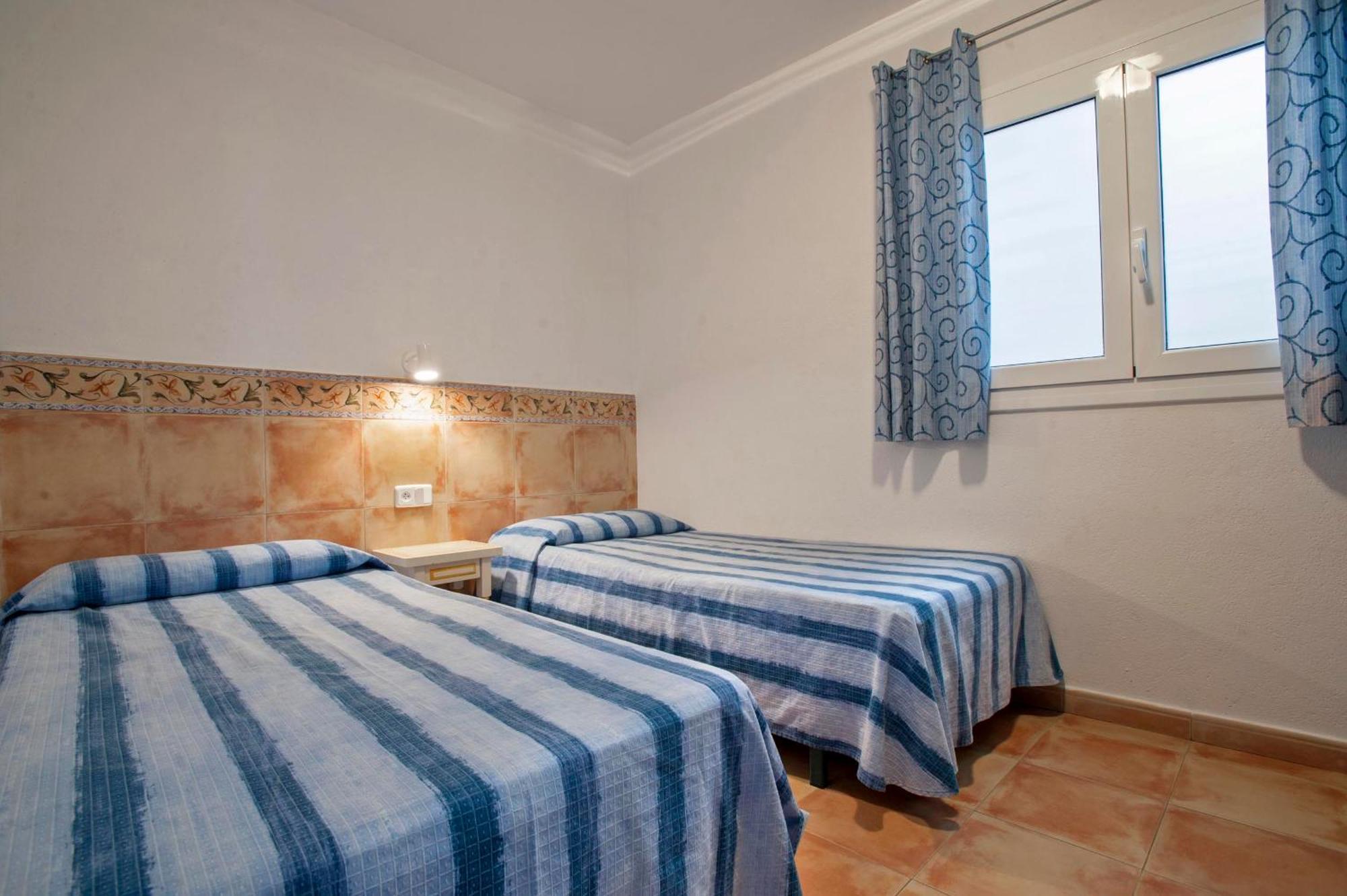 Apartaments El Berganti En Canyelles Petites Roses Room photo