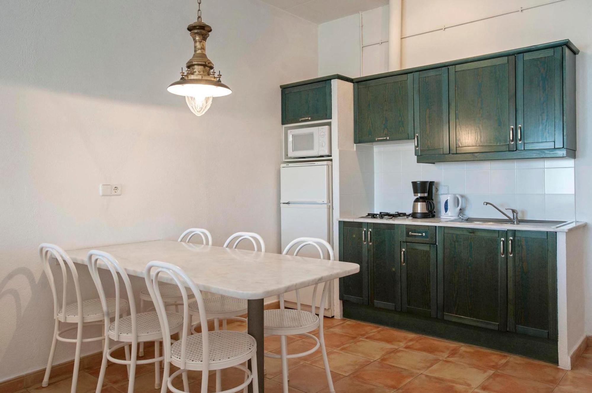 Apartaments El Berganti En Canyelles Petites Roses Room photo