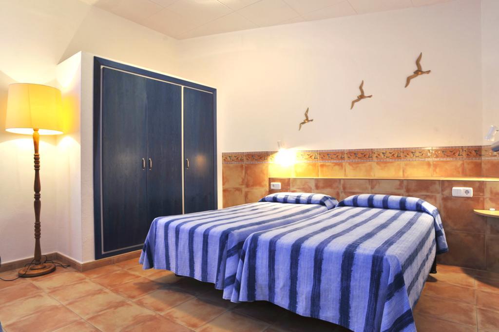 Apartaments El Berganti En Canyelles Petites Roses Exterior photo