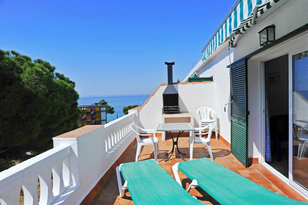 Apartaments El Berganti En Canyelles Petites Roses Exterior photo