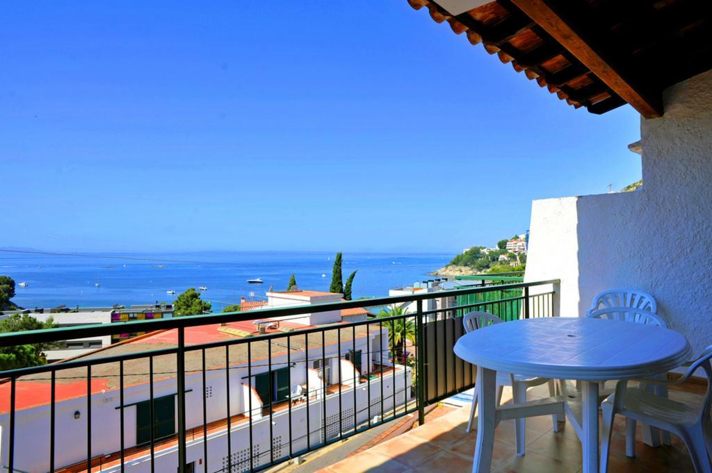 Apartaments El Berganti En Canyelles Petites Roses Exterior photo